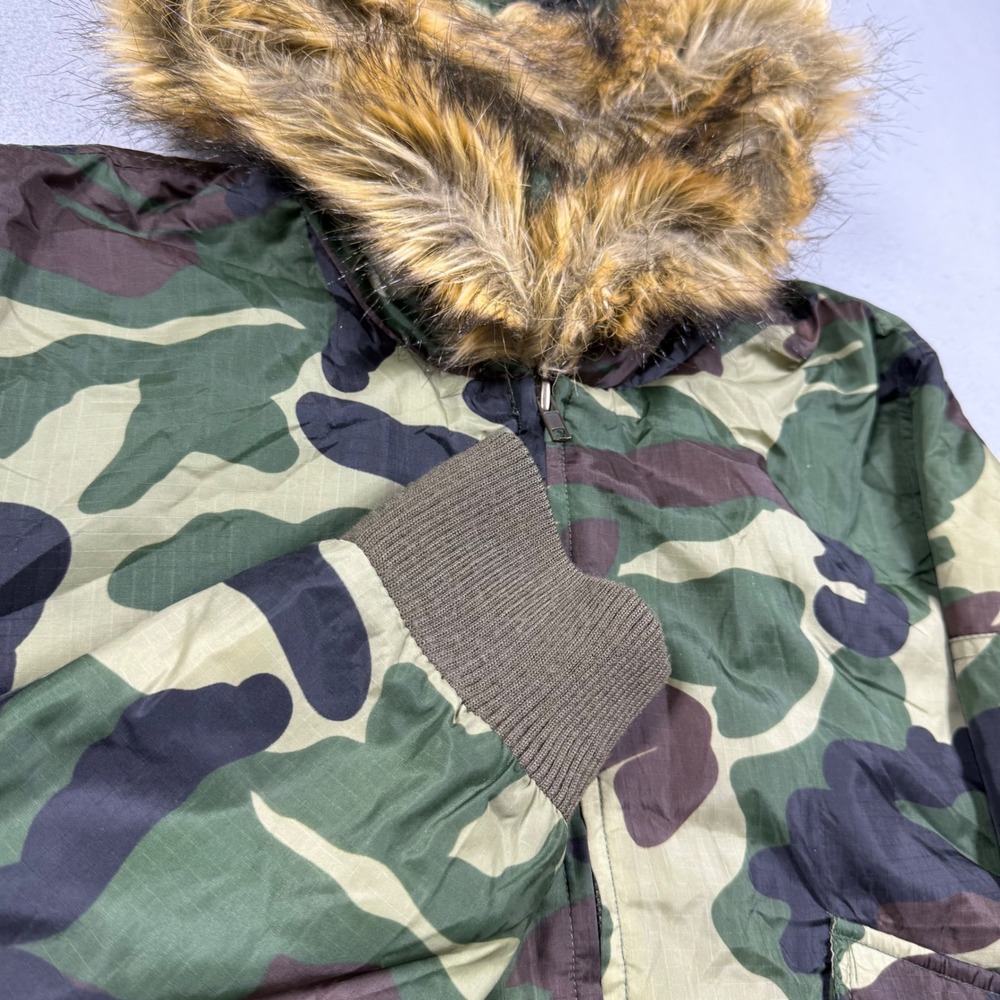 Doki-Geki Camouflage Faux Fur Trim Hooded Bomber Jacket Mens Medium Green Camo